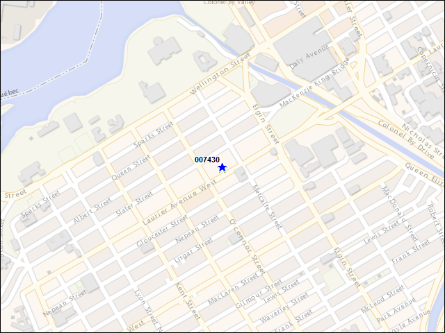 Une carte de la zone qui entoure immédiatement le bâtiment numéro 007430