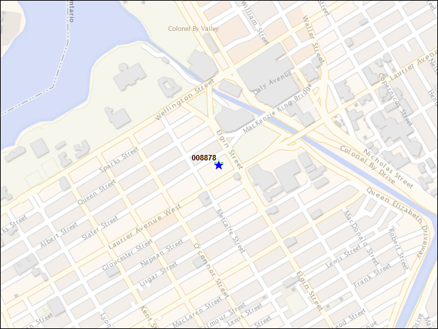 Une carte de la zone qui entoure immédiatement le bâtiment numéro 008878