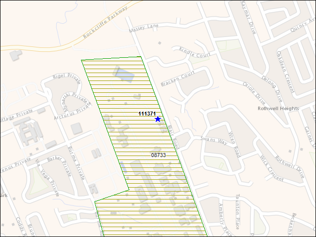 Une carte de la zone qui entoure immédiatement le bâtiment numéro 111371