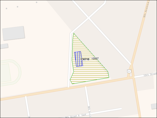 Une carte de la zone qui entoure immédiatement le bâtiment numéro 130718