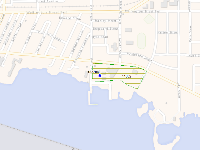 Une carte de la zone qui entoure immédiatement le bâtiment numéro 152704