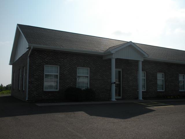 A photograph of an office in Antigonish, Nova Scotia (Structure Number 004823)